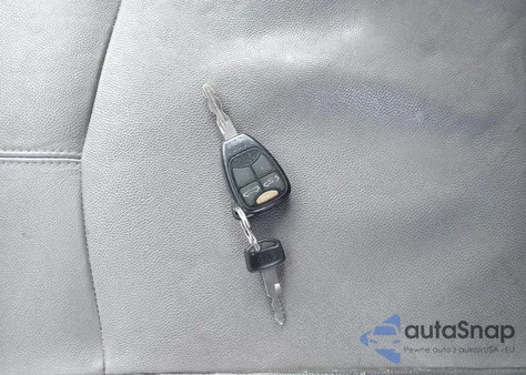 2008 Chrysler Sebring Touring из США, поврежденный, VIN 1C3LC55R78N691183